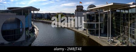 Berlin, Allemagne : vue aérienne des bâtiments du gouvernement Marie-Elisabeth-Lueders-Haus et de la maison Paul Loebe Banque D'Images
