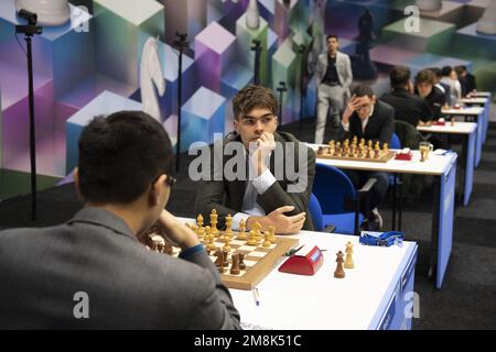WIJK AAN ZEE - Jorden van Foreest des pays-Bas dans son match contre Abhimanyu Mishra des États-Unis lors du premier tour du tournoi d'échecs Tata Steel Masters. ANP OLAF KRAAK pays-bas - belgique Out crédit: ANP/Alay Live News Banque D'Images