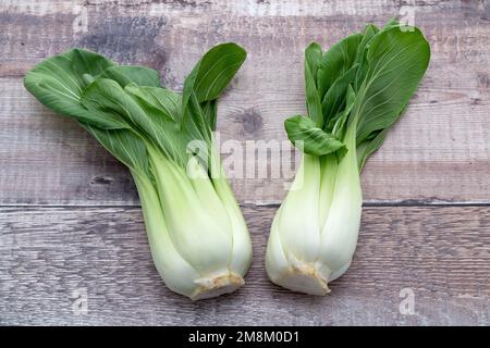 Deux légumes frais de bok choy Banque D'Images