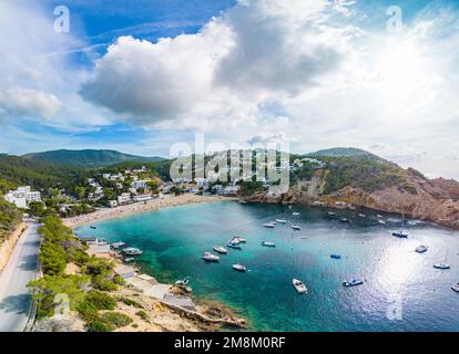 Vue aérienne de Cala Vadella, îles d'Ibiza, Espagne Banque D'Images