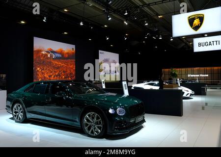 Bruxelles, Belgique. 13th janvier 2023. Voiture Bentley exposée lors de l'ouverture du salon de l'automobile de Bruxelles à l'Expo de Bruxelles, Belgique, le 13 janvier 2023. Crédit: ALEXANDROS MICHAILIDIS/Alamy Live News Banque D'Images