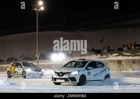 20A ALEX ESPANOL (ES) DRIVELAND / PUZZLE MOTORSPORT, ACTION 20B MARKEL DE ZABALETA (ES) DRIVELAND / PUZZLE MOTORSPORT, ACTION 17A JEREMY SARHY (FR) BRUNET, ACTION 17B JOAQUIN RODRIGO (ES) BRUNET, Action lors du 2023 Clio Ice Trophée 2023 - GSeries G1 sur le circuit Andorre - pas de la Casa, sur 14 janvier 2023 à Encamp, Andorre - photo Damien Doumergue / DPPI crédit: DPPI Media/Alay Live News Banque D'Images