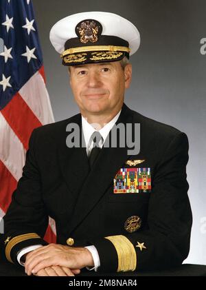 Portrait contre-amiral (moitié inférieure) Michael J. McCabe, USN (couvert). Base: Anacostia Annexe État: District de Columbia (DC) pays: États-Unis d'Amérique (USA) Banque D'Images