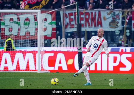 Cremona, Italie. 14th janvier 2023. Luca Caldirola (AC Monza) pendant les États-Unis Crémonese vs AC Monza, football italien série A match à Cremona, Italie, 14 janvier 2023 crédit: Agence de photo indépendante/Alamy Live News Banque D'Images