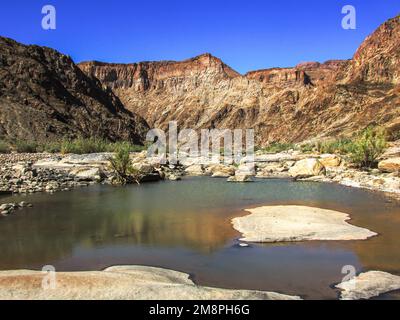 Vue sur la rivière Fish dans le Canyon lui-même Banque D'Images