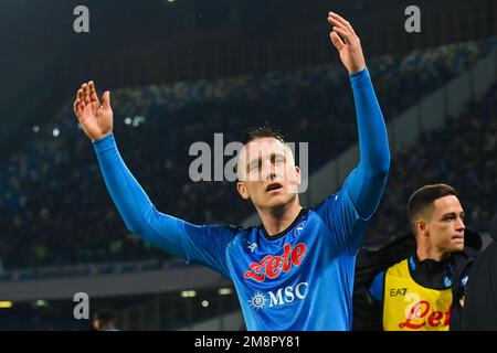 SALERNO, ITALIE - JANVIER 13: Piotr Zielinski de SSC Napoli célèbre après avoir marqué un but par Khvicha Kvaratskhelia pendant la série Un match entre S. Banque D'Images
