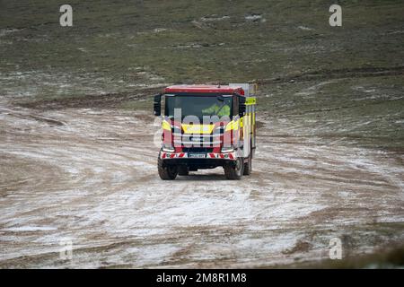 WX22 moteur d'incendie AHY Scania P370 XT Angloco de Trowbridge, Dorset et Wiltshire Fire and Rescue en cours de formation de conducteur tout-terrain, Tidworth Wilts Banque D'Images