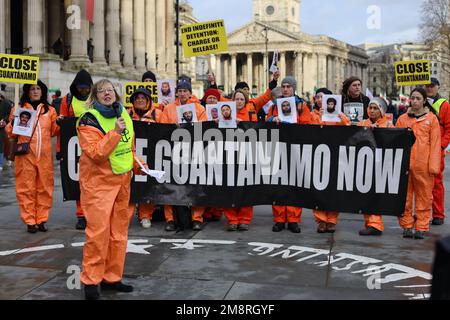 Londres, Royaume-Uni, 14 janvier 2023 : militants de Trafalgar Sq. Exigeant la fermeture de la prison de Guantanamo Bay. Credit: Sinai Noor/Alay Live News Banque D'Images