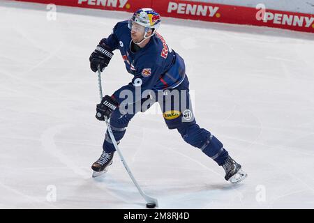 2022/23 DEL | RB München vs Schwenninger Wild Wings. RUE Ben (RB München RBM09) Banque D'Images