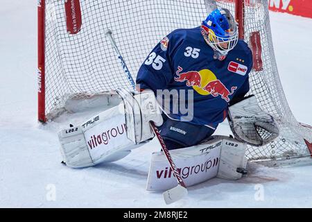 2022/23 DEL | RB München vs Schwenninger Wild Wings. NIEDERBERGER Mathias (RB München RBM35) Banque D'Images