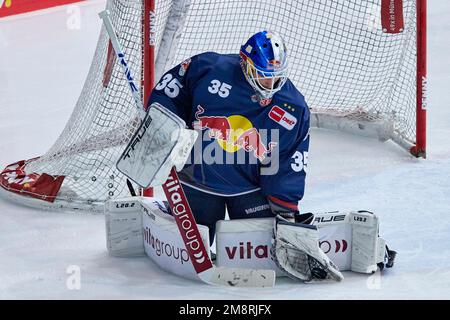 2022/23 DEL | RB München vs Schwenninger Wild Wings. NIEDERBERGER Mathias (RB München RBM35) Banque D'Images