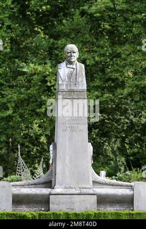 Abel Leblanc. Sculpture de Jean Magrou. Parc des Capucins. Coulommiers. Seine-et-Marne. France. Europe. / Abel Leblanc. John Magrou Sculpture. Capuchi Banque D'Images