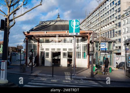 Paris, ile de france, France, Gare de Port Royale sur la ligne rer B. Banque D'Images