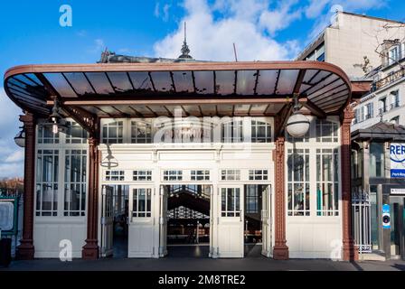 Paris, ile de france, France, Gare de Port Royale sur la ligne rer B. Banque D'Images