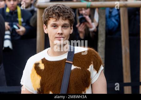 Milan, Italie. 14th janvier 2023. Hunter Doohan est vu au Fendi show pendant la semaine de mode de Milan vêtements pour hommes automne/hiver 2023/2024 à Milan crédit: SOPA Images Limited/Alay Live News Banque D'Images