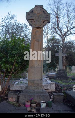 La tombe de la suffragette Emmeline Pankhurst Brompton Cemetery dans l'ouest de Londres Angleterre Royaume-Uni Banque D'Images