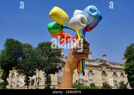 Paris : bouquet de tulipes de Jeff Koons dans le jardin du petit Palais à Paris, France Banque D'Images