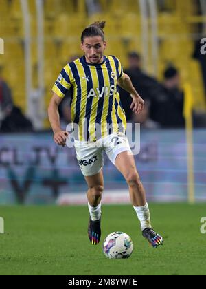 ISTANBUL - Miguel Crespo da Silva de Fenerbahce SK pendant le match turc Super LIG entre Fenerbahce AS et Galatasaray COMME au stade Ulker sur 8 janvier 2023 à Istanbul, Turquie. AP | hauteur néerlandaise | GERRIT DE COLOGNE Banque D'Images