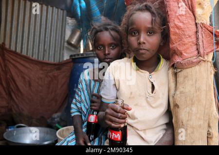 Portrait de petites filles, gens ordinaires, Éthiopie Banque D'Images