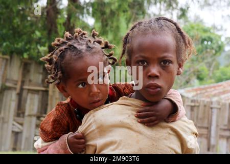 Portrait de petites filles, gens ordinaires, Éthiopie Banque D'Images