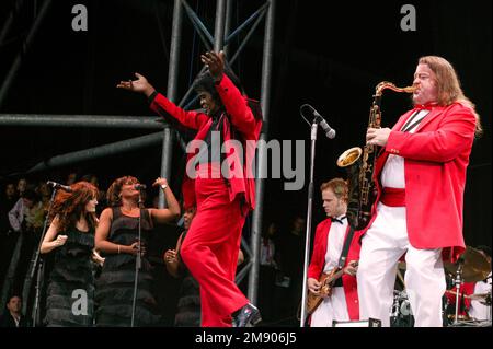 James Brown se exécutant au festival Glastonbury 2004, digne Farm, Somerset, Angleterre. Banque D'Images