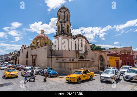 L'église ou le temple de Carmen de Abajo à Oaxaca, Mexique. Construit à l'origine au 16th siècle et dédié à notre Dame de Carmen. Fait partie d'une UNESC Banque D'Images