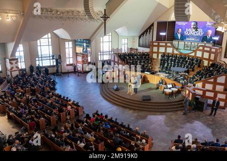 Atlanta, États-Unis d'Amérique. 15th janvier 2023. Atlanta, États-Unis d'Amérique. 15 janvier 2023. Joe Biden, président des États-Unis, prononce un discours lors d'une célébration de Martin Luther King Jr Journée à l'église baptiste Ebenezer, 15 janvier 2023 à Atlanta, Géorgie. Biden est le premier président en exercice à livrer un sermon à l'église où Martin Luther King Jr. Était pasteur. Crédit : Adam Schultz/White House photo/Alay Live News Banque D'Images