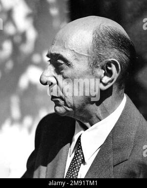 Schoenberg. Portrait du compositeur austro-américain Arnold Schoenberg (Schönberg, 1874-1951) de Florence Homolka, vers 1948 Banque D'Images