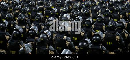 Membres de troupes de la police fédérale brésilienne. Forces de sécurité nationales spécialisées en patrouille routière - Rio de Janeiro, Brésil 07.21.2016 Banque D'Images