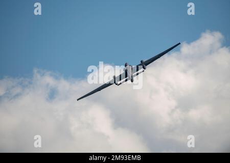 Oshkosh, WISCONSIN - 27 juillet 2022 : un avion d'espionnage de U2 dragons volant à un spectacle aérien. Banque D'Images