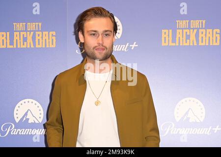 Rome, Italie. 16th janvier 2023. Douglas Booth assiste à la série de photocall de Paramount 'ce sac noir sale' au Space Cinema Moderno. Crédit : SOPA Images Limited/Alamy Live News Banque D'Images