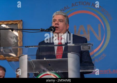 NEW YORK, NY - JANVIER 16 : le procureur du district de Brooklyn, Eric Gonzalez, parle pendant un Martin Luther King Jr Journée à Harlem sur 16 janvier 2023 à New York. Crédit : Ron Adar/Alay Live News Banque D'Images