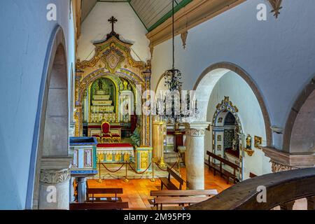 Église notre-Dame de l'Assomption, nef centrale et chœur principal, Alte, Loule, Algarve, Portugal Banque D'Images