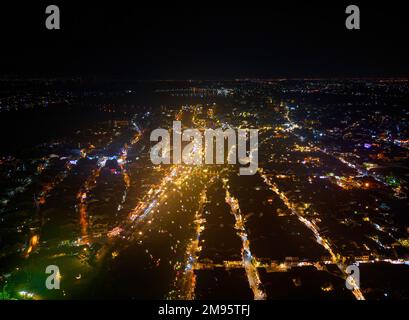 Hoi une vieille ville au Vietnam la nuit Banque D'Images