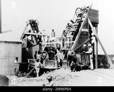 Machines d'excavation de diamants et mineurs à la mine Kimberley, dans la province du Cap Nord, en Afrique du Sud. Banque D'Images