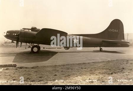 Boeing B-17F Flying Fortress, 41-24344, avril 1942. Banque D'Images