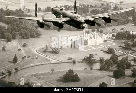 Avro Lancaster, PA474 ans, du vol commémoratif de la bataille d'Angleterre. Banque D'Images