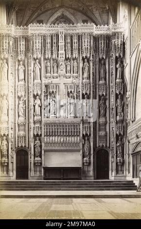 Vue sur l'écran de Wallingford datant du 15th siècle (haut autel) à l'abbaye de St Albans, dans le Hertfordshire. Les statues ont été détruites au cours de la dissolution, mais ont été remplacées au 19th siècle. Banque D'Images