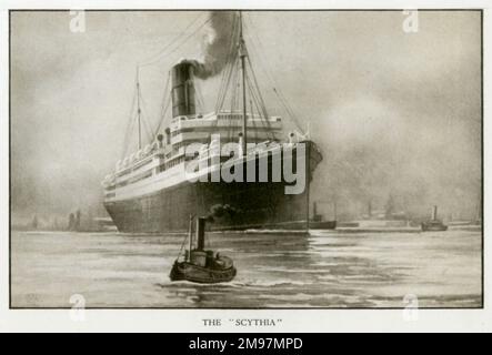 Le Cunard Liner RMS Scythia - est devenu un navire de troupe et de ravitaillement en WW2. Banque D'Images