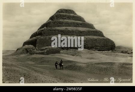 La pyramide de Djoser (ou Zoser), ou la pyramide de pas dans la nécropole de Saqqara, en Égypte. Banque D'Images