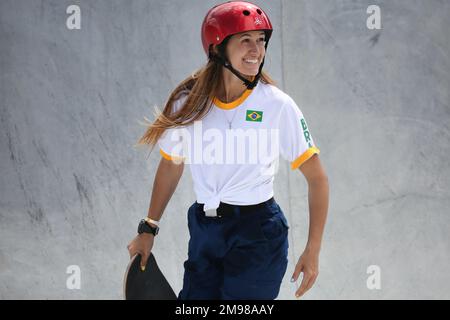 4 AOÛT 2021 - TOKYO, JAPON : Dora VARELLA du Brésil réagit aux préliminaires du parc des femmes de Skateboarding aux Jeux Olympiques de Tokyo 2020 (photo de Mickael Chavet/RX) Banque D'Images