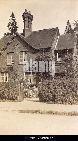 Cottage (appartenant à Mme Hart) dans le village de Madresfield, près de Malvern, Worcestershire, pendant la première Guerre mondiale, où Lucy Auerbach a passé trois mois à faire des travaux agricoles. Banque D'Images