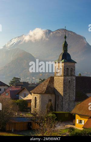 Talloires, Lac d'Annecy, haute Savoie, France. Banque D'Images