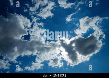 Ciel nuageux,Cracovie,Basilicate région,Italie Banque D'Images