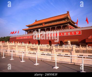 Porte de Tiananmen, place de Tiananmen, Dongcheng, Pékin, Pékin et Nord-est, La République populaire de Chine Banque D'Images