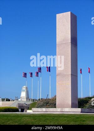 Il s'agit d'un quartier commémoratif situé juste derrière la plage, où l'on peut trouver entre autres le Mémorial de la Marine américaine, le Mémorial Inf Div 90th, le Mémorial de la Brigade spéciale des ingénieurs 1st. Il commémore le VII corps des États-Unis. Banque D'Images