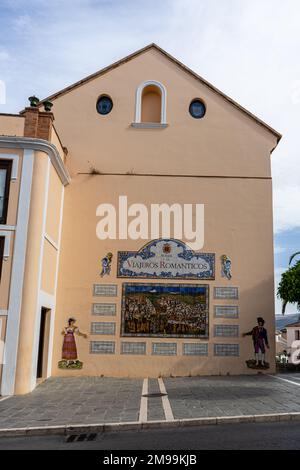 RONDA, ESPAGNE - 23 OCTOBRE 2022: Photo sur le mur près du nouveau pont - Mirador de los viajeros románticos à Ronda, Espagne sur 23 octobre 2022 Banque D'Images