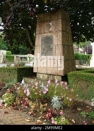 Au début de la matinée du 7 juin, les Highlanders et les Fusiliers de Sherbrooke avançaient vers Buron lorsqu'ils sont arrivés au feu à partir de mitrailleuses et d'armes anti-chars. Une bataille à la pièce fixe suivie par les Canadiens et les Allemands se battaient maison après maison. Buron ne serait pas pris avant le 9 juillet. Banque D'Images