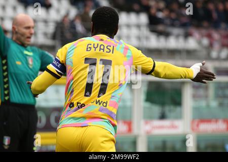 Turin, Italie. 15th janvier 2023. Emmanuel Gyasi (Spezia Calcio) pendant le FC de Turin contre Spezia Calcio, football italien série A match à Turin, Italie, 15 janvier 2023 crédit: Agence de photo indépendante/Alamy Live News Banque D'Images