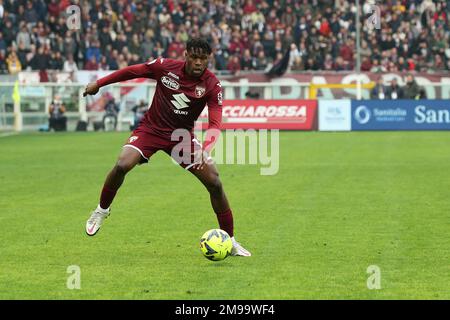 Turin, Italie. 15th janvier 2023. Wilfried Singo (Torino FC) pendant le Torino FC vs Spezia Calcio, football italien série A match à Turin, Italie, 15 janvier 2023 crédit: Agence de photo indépendante/Alamy Live News Banque D'Images